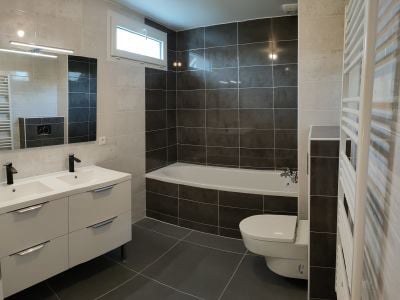 Salle de bains par Cofidim