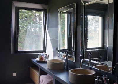 Salle de bains rénovée par Maisons Rénov