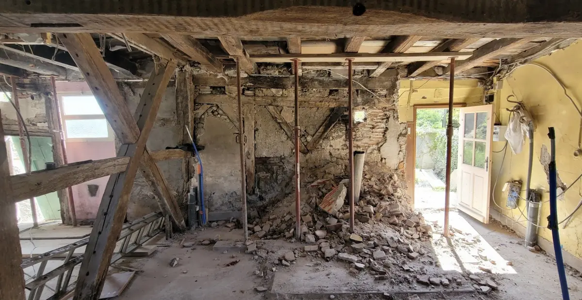 Pendant les travaux de rénovation globale par SCABB