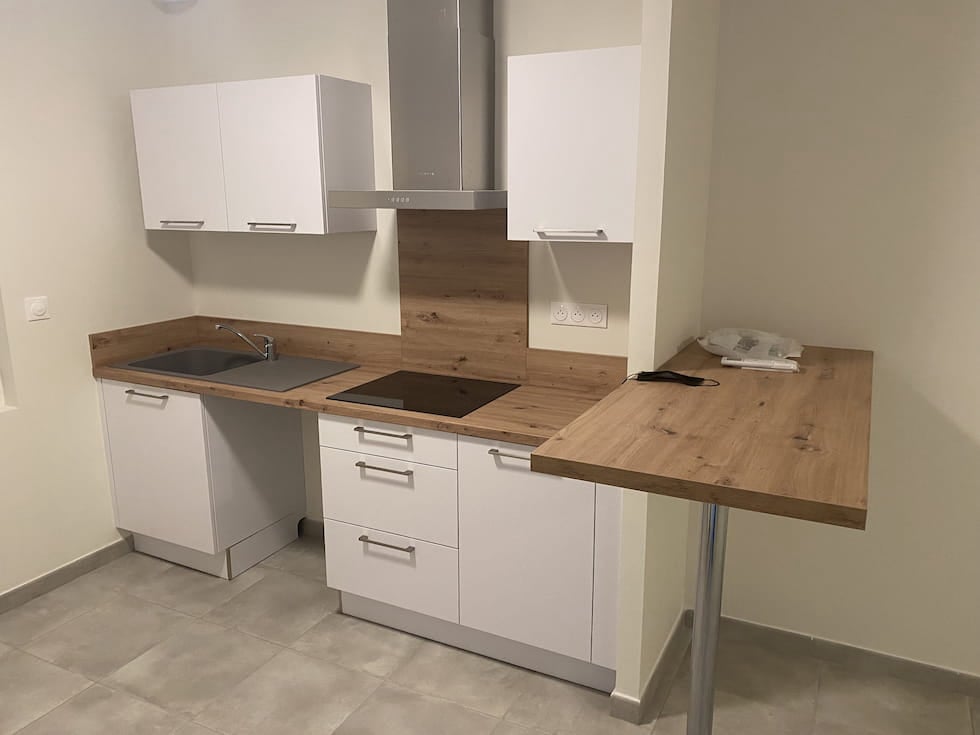 Cuisine rénovée par SM Rénovation et Extension